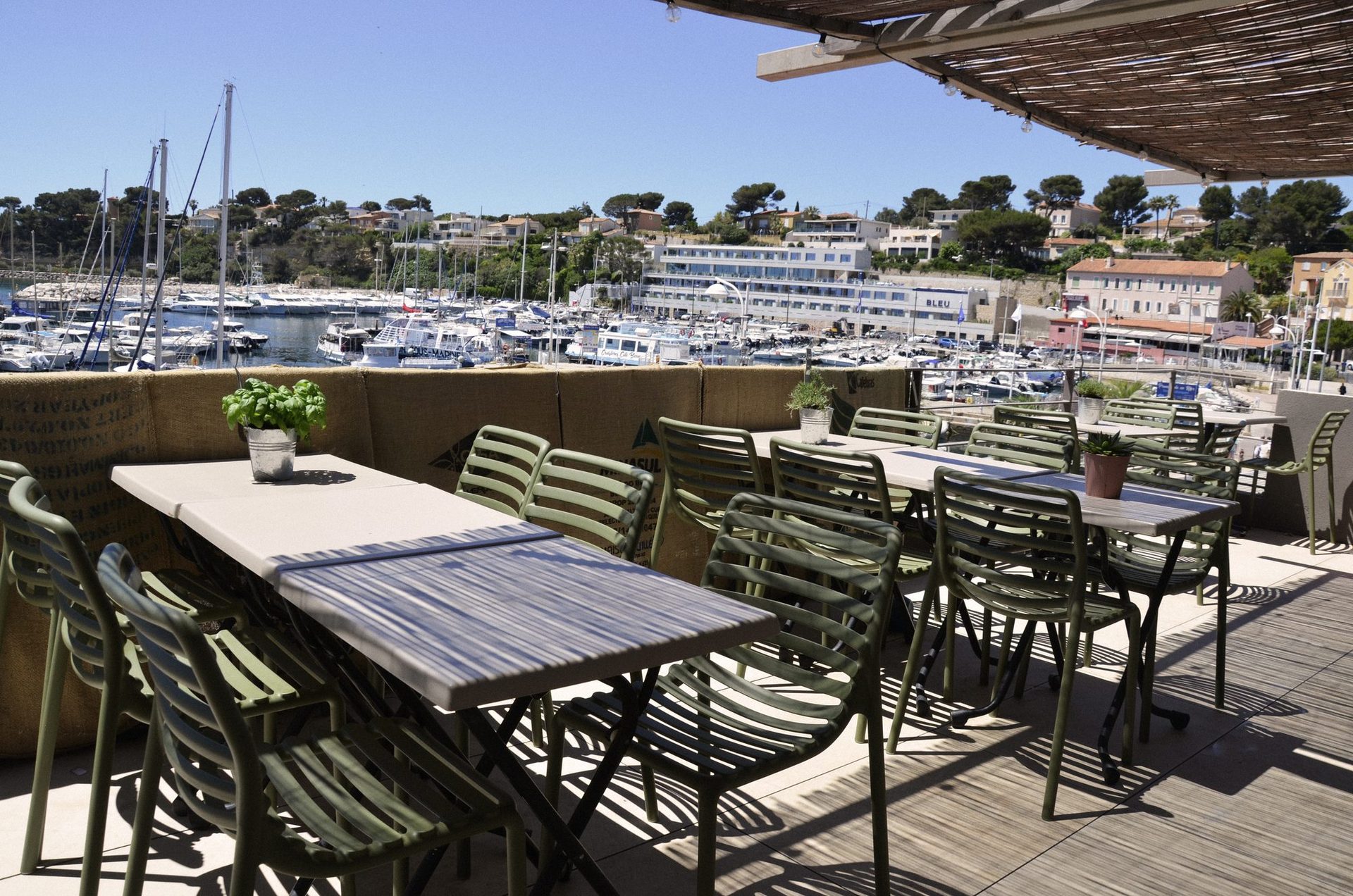 Vue panoramique terrasse Fernandelle, port de Carry-le-Rouet